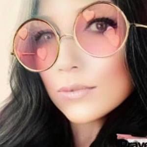 Meet your Posher, Earlie